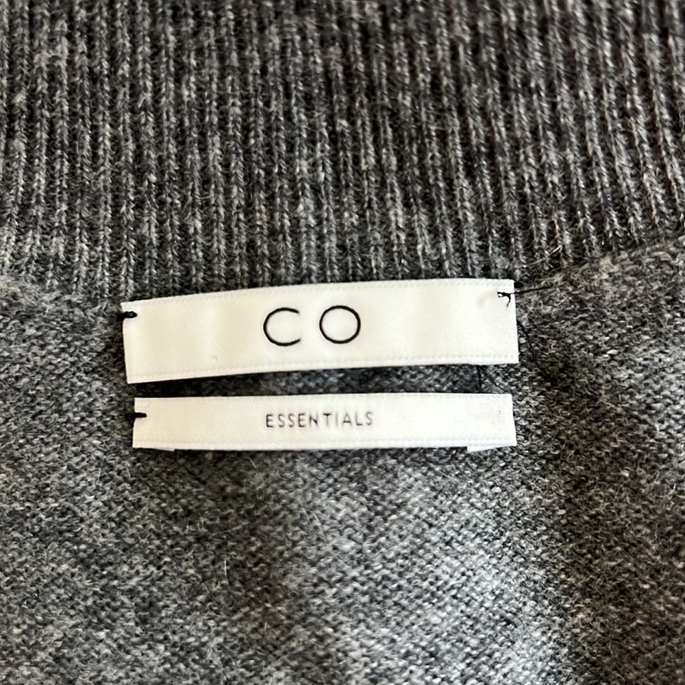 CO Cashmere Turtleneck - sz S - Picture 5 of 6